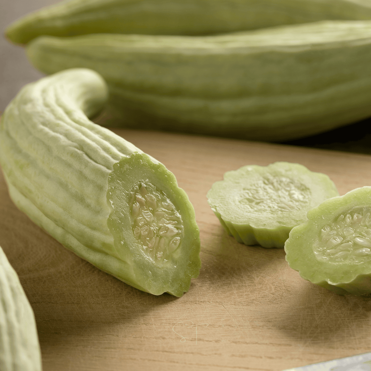 Armenian Yard-Long Cucumber – 30 Seeds